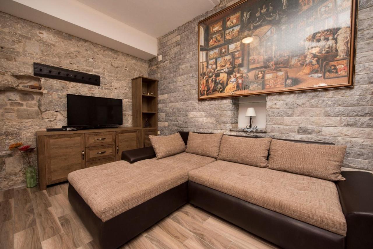 Elena Rooms Split Extérieur photo
